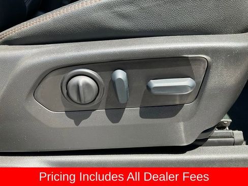 Used 2022 GMC Sierra 2500 AT4 w/ AT4 Premium Plus Package AWD/4WD image 24