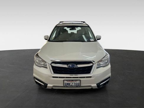 Used 2018 Subaru Forester 2.5i Premium AWD/4WD image 7