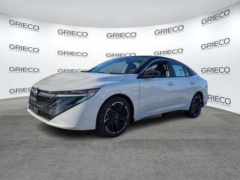 New 2026 Nissan Sentra SR w/ SR Premium Package image 3