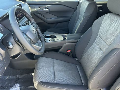 New 2026 Nissan Rogue SV FWD image 20