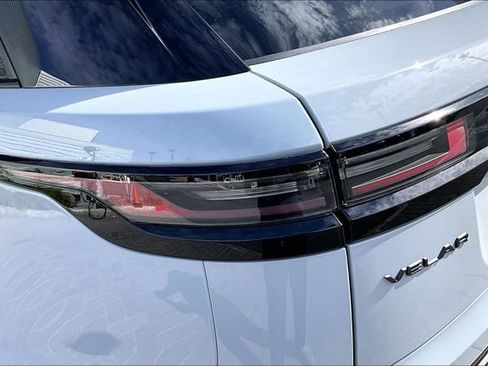 Used 2026 Land Rover Range Rover Velar Dynamic SE AWD/4WD image 29