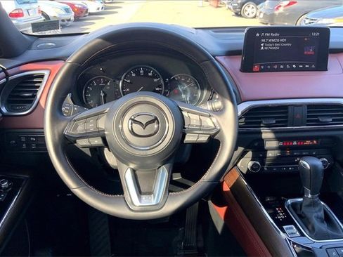 Used 2019 MAZDA CX-9 Signature image 4