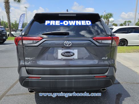 Used 2024 Toyota RAV4 XLE Premium w/ Weather Package FWD image 4