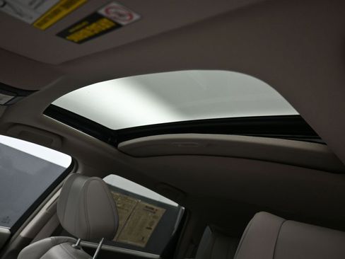 Used 2012 Acura MDX w/ Technology Package image 32