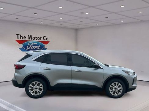 Certified 2023 Ford Escape Active w/ Tech Pack #1 AWD/4WD image 4