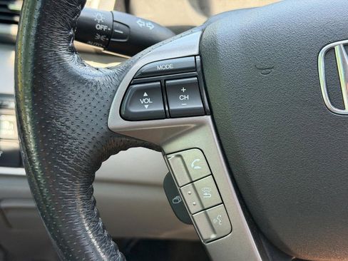 Used 2016 Honda Odyssey EX-L image 18