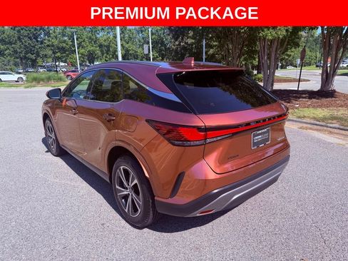 Used 2024 Lexus RX 350 Premium w/ Cold Area Package FWD image 5