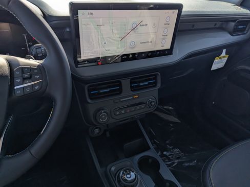 New 2025 Ford Maverick Lobo image 11