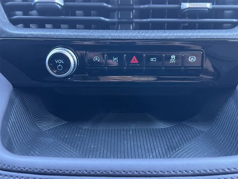 New 2026 Ford Explorer Platinum image 6