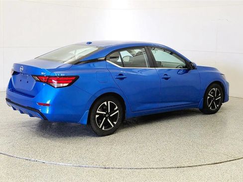 Used 2024 Nissan Sentra SV FWD image 7