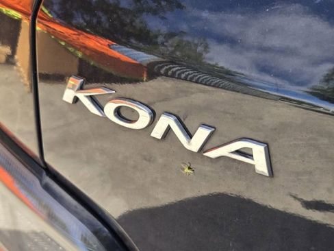 Used 2023 Hyundai Kona SEL image 12
