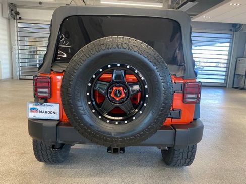 Used 2015 Jeep Wrangler Unlimited Sport w/ Quick Order Package 24S AWD/4WD image 6