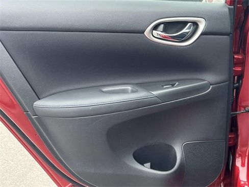 Used 2017 Nissan Sentra SR image 20