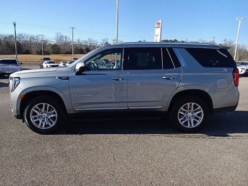 Used 2023 GMC Yukon SLT image 6