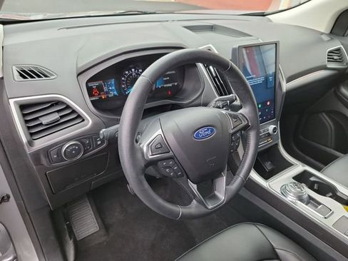 Used 2022 Ford Edge SEL w/ Convenience Package image 12