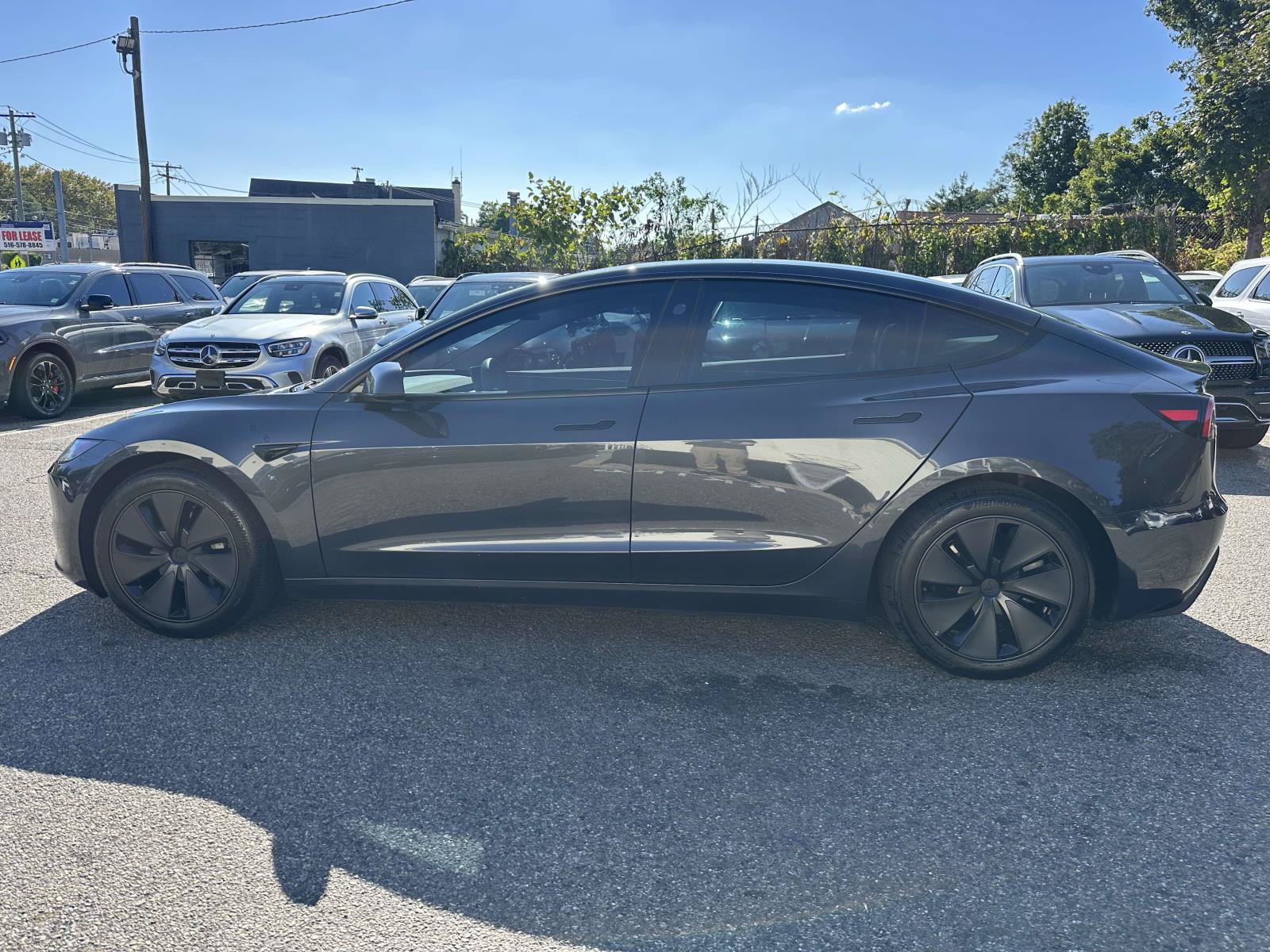 Used 2024 Tesla Model 3 Standard Range RWD image 6