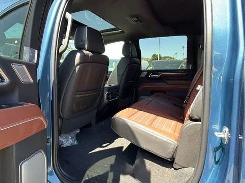 New 2026 GMC Sierra 2500 Denali Ultimate AWD/4WD image 36