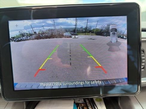 Used 2021 Ford Explorer XLT w/ Equipment Group 202A image 12