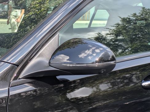 New 2026 Mercedes-Benz C 300 4MATIC Sedan image 11