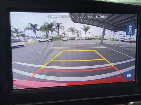 Used 2022 Hyundai Elantra SE FWD image 13