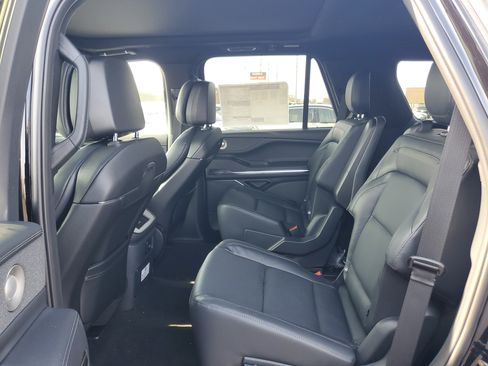 New 2025 Lincoln Navigator Reserve w/ Jet Appearance Package image 27