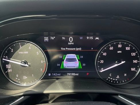 Used 2023 Buick Envision Essence AWD/4WD image 6