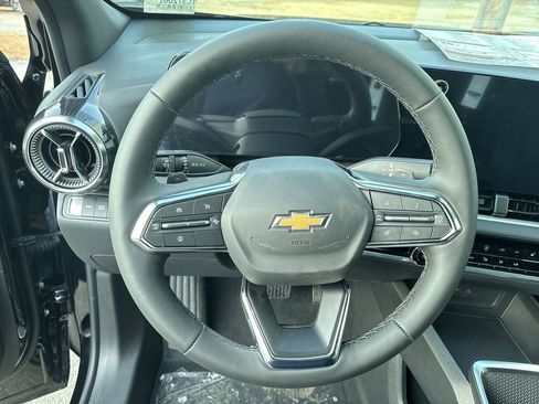 New 2026 Chevrolet Equinox LT image 16