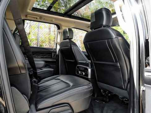 Used 2021 Ford Expedition Max Platinum image 39