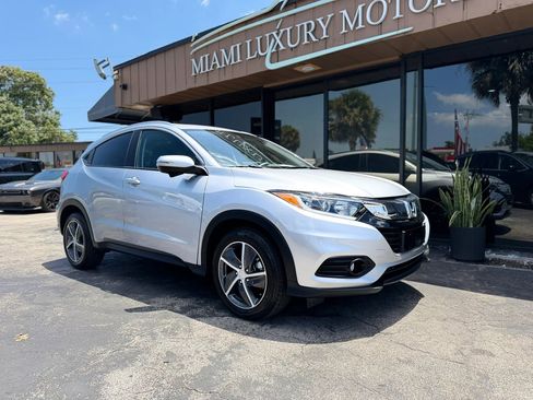 Used 2022 Honda HR-V EX image 3