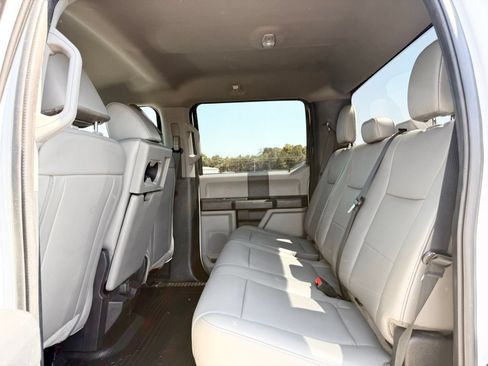 Used 2022 Ford F250 XL w/ Power Equipment Group AWD/4WD image 17