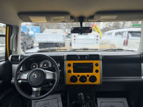 Used 2007 Toyota FJ Cruiser 4WD image 18