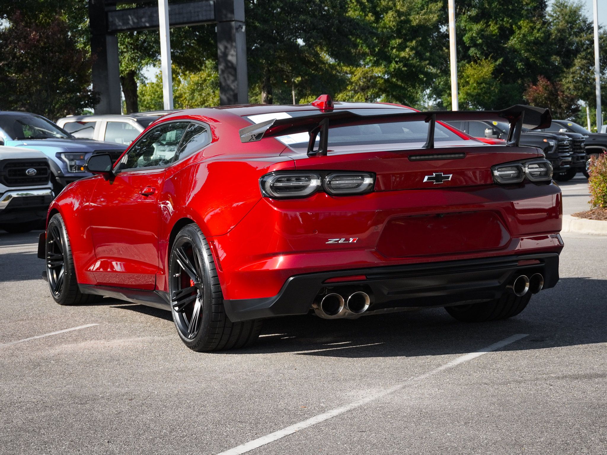 Used 2021 Chevrolet Camaro ZL1 RWD image 8