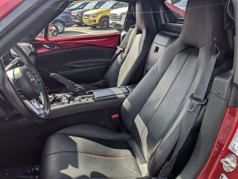 Used 2019 MAZDA MX-5 Miata RF Grand Touring RWD image 16