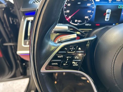 Used 2022 Mercedes-Benz S 580 4MATIC Sedan w/ AMG Line Package image 61