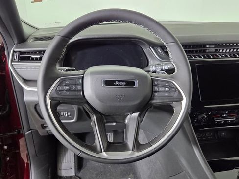 New 2026 Jeep Grand Cherokee L Laredo image 16