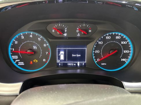 Used 2021 Chevrolet Traverse LS AWD/4WD image 24