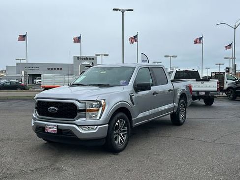 Certified 2021 Ford F150 XL w/ STX Appearance Package image 8