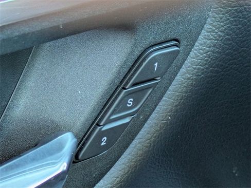 Used 2022 RAM 1500 Laramie image 29