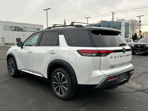 New 2026 Nissan Pathfinder Platinum image 4