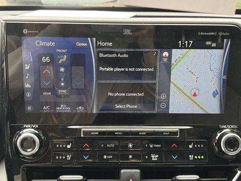 Used 2022 Toyota Highlander Platinum AWD/4WD image 15