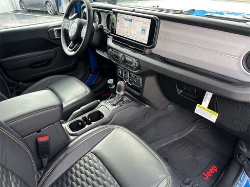 New 2026 Jeep Wrangler Sport S image 9