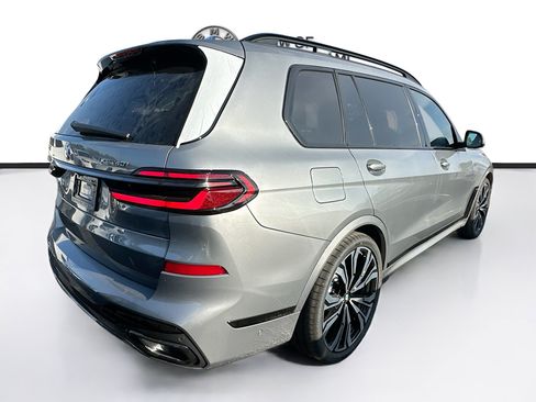 New 2027 BMW X7 xDrive40i w/ Executive Package AWD/4WD image 4