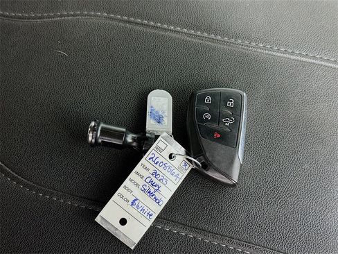 Used 2023 Chevrolet Silverado 1500 LT w/ Z71 Off-Road Package image 35