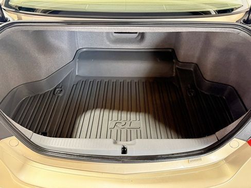 Used 2009 Acura RL w/ Technology Package image 32