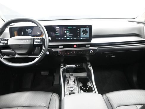 Certified 2026 Kia Sorento S FWD image 31