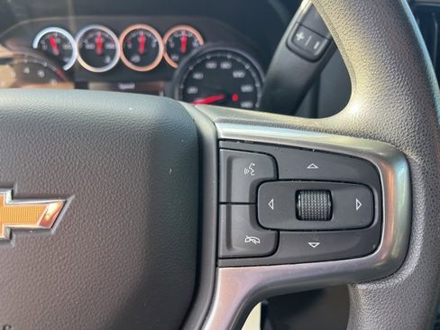 Used 2023 Chevrolet Silverado 2500 Custom w/ Custom Convenience Package image 17