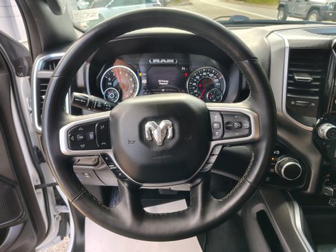 Certified 2025 RAM 1500 Big Horn AWD/4WD image 27