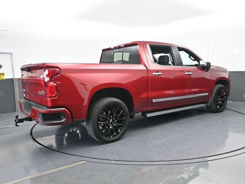 Used 2024 Chevrolet Silverado 1500 High Country w/ Technology Package image 6