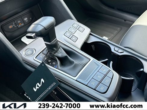 New 2026 Kia Sportage SX image 28