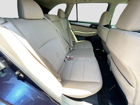 Used 2018 Subaru Outback 2.5i Premium AWD/4WD image 15